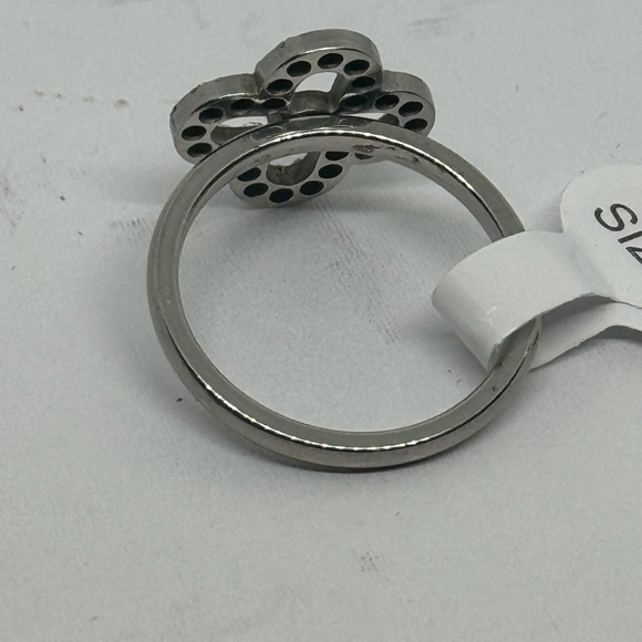 Silver Tone Crystal Rhinestone Clove Stainless Steel Fashion Ring SZ 7 - Picture 6 of 7